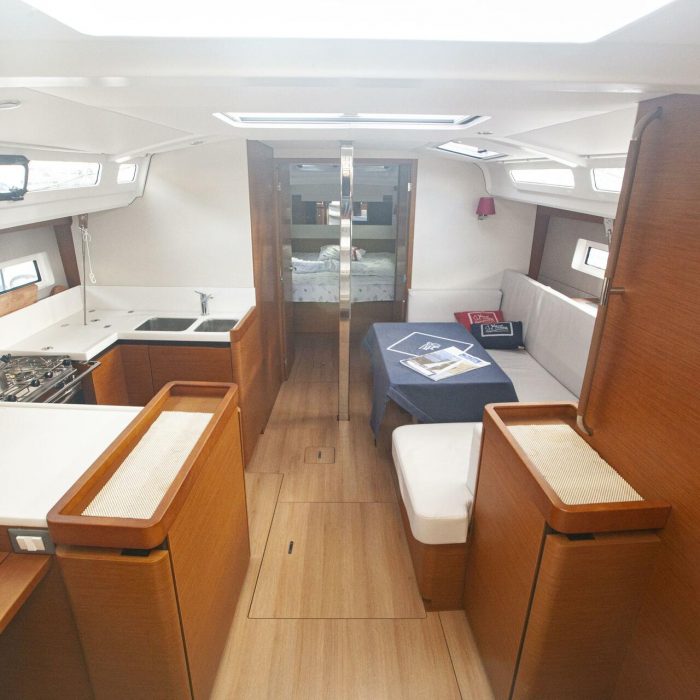 Celtic Breeze | Sun Odyssey 440 photo 10