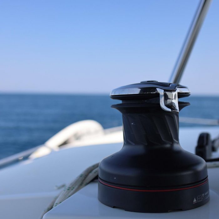 Evi | Lagoon 450 Fly photo 4