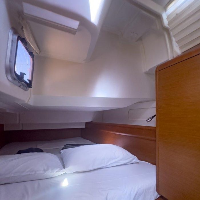 Anerada | Sun Odyssey 419 - 3 cab. photo 12