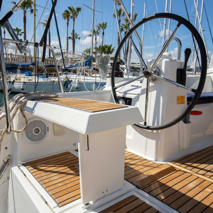 Levante - Standard line | Oceanis 35.1 photo 7