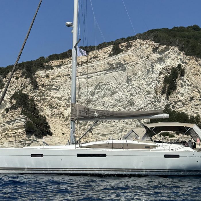 Premium | Jeanneau 53 photo 1