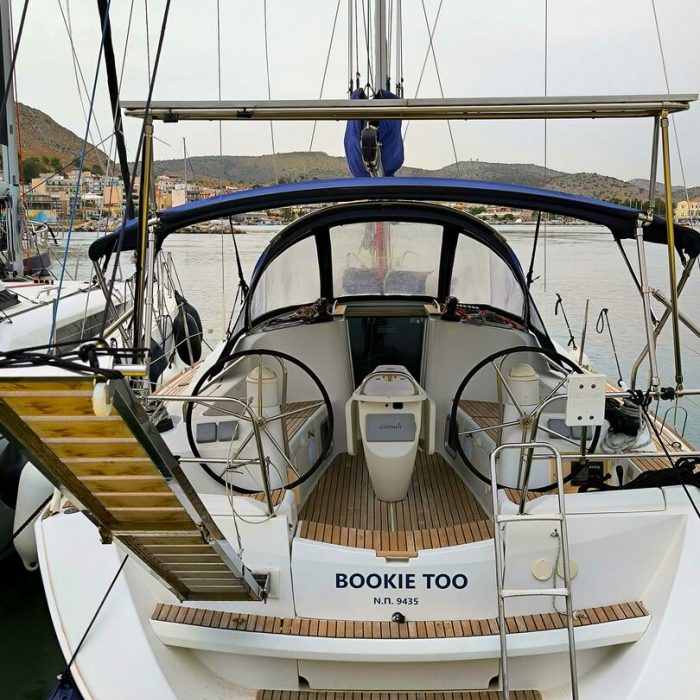 Bookie Too photo 6