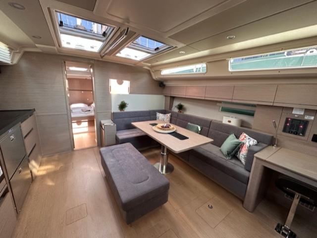 Bright Future | Hanse 508 photo 11