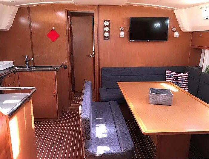 Juniper | Bavaria Cruiser 50 photo 6
