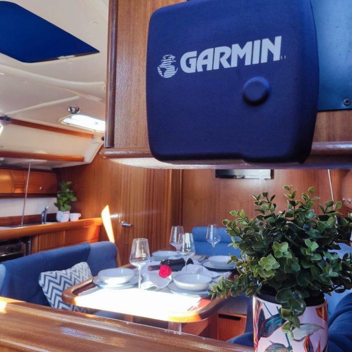 Ra | Bavaria 38 photo 26