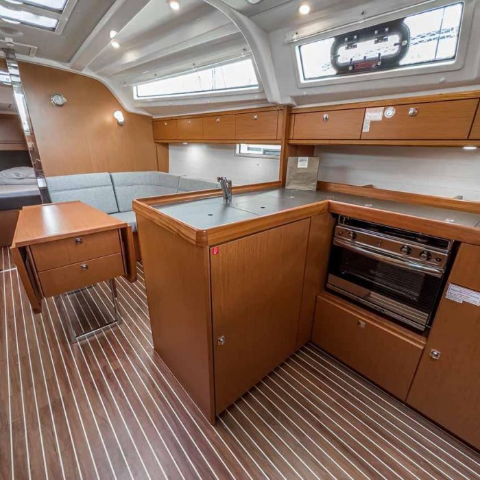 Scala | Bavaria Cruiser 37 photo 11