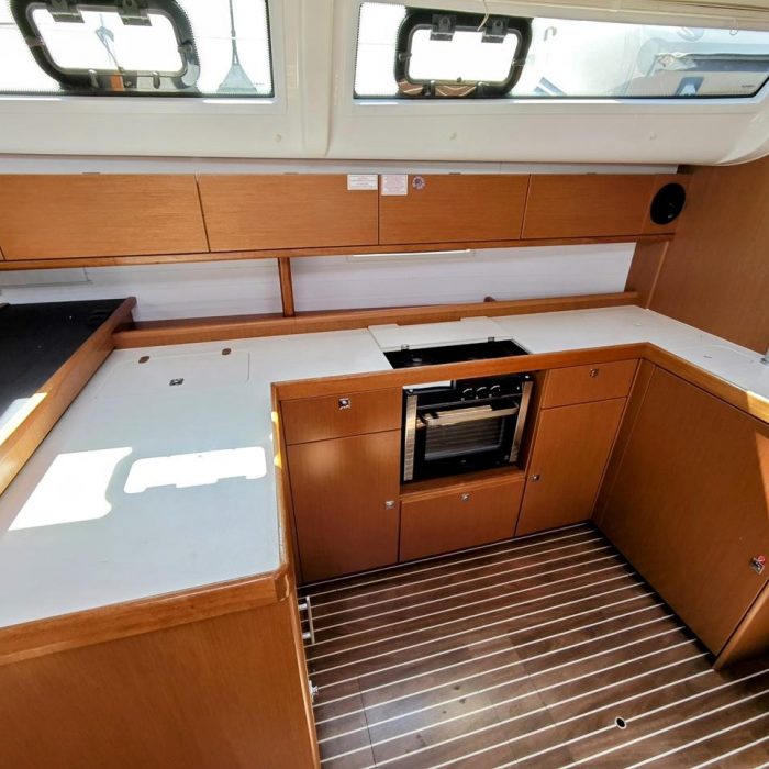 Jozefina | Bavaria cruiser 51 photo 6