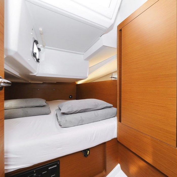 Waka | Sun Odyssey 440 photo 24