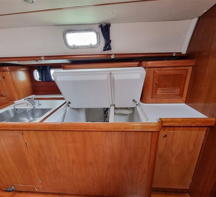 White Lady | Beneteau 50 photo 13