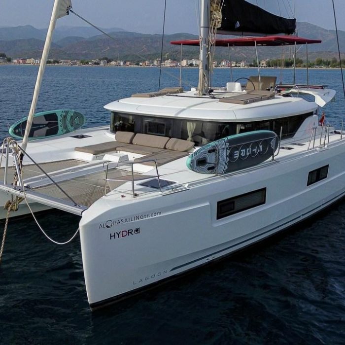 Hydra | Lagoon 46 photo 27