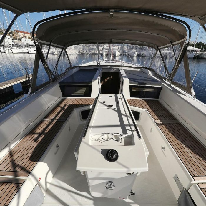 Air 1 | Oceanis 51.1 photo 4