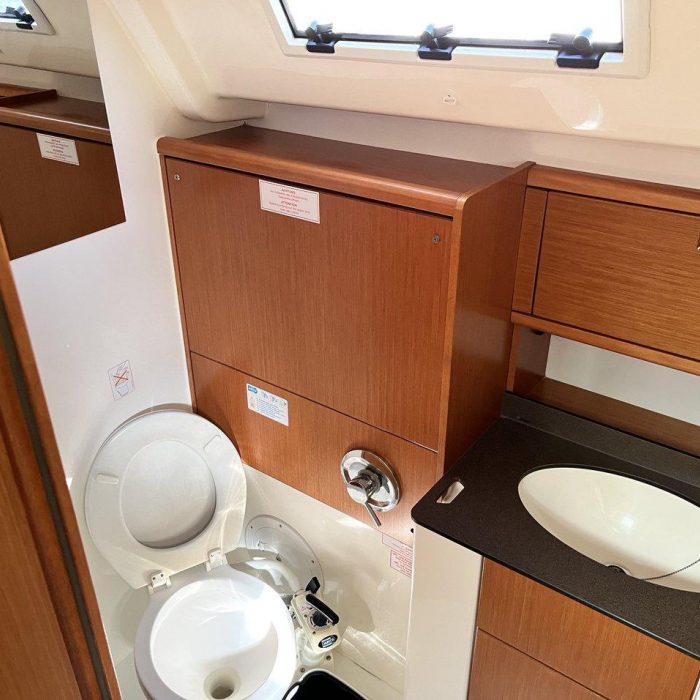 Morillon | Bavaria cruiser 51 photo 18