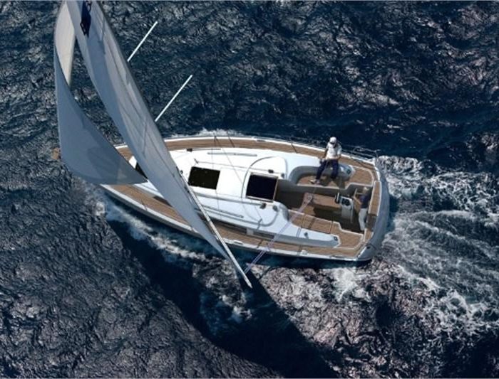 Dione | Bavaria Cruiser 33 (2Cab) photo 3