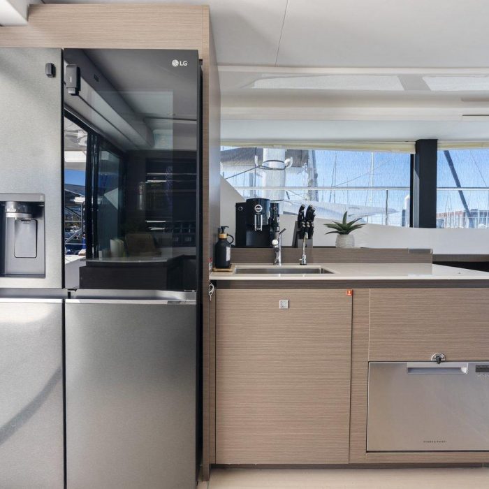 Nauti Cat | Leopard 53 - OW photo 15