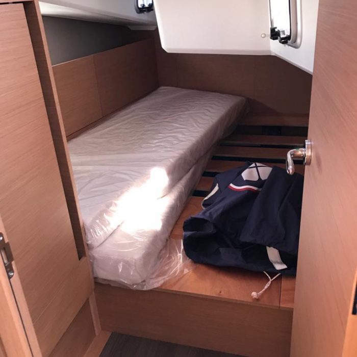Bella | Sun Odyssey 410 photo 18