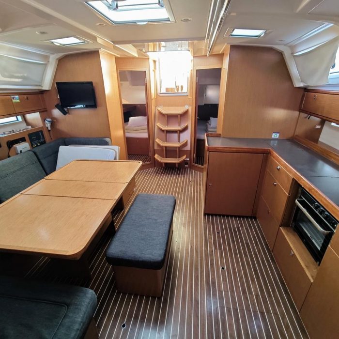 Hugo | Bavaria Cruiser 46 photo 8