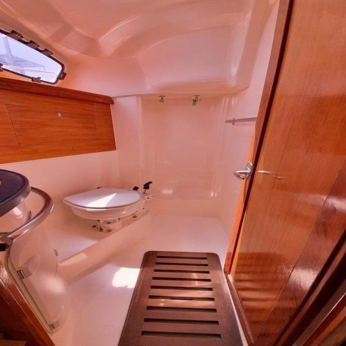 Fei Jian | Bavaria Cruiser 33 photo 8