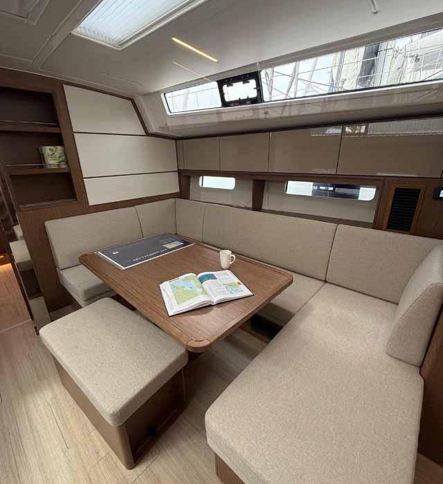 Elifozzi | Bavaria C46 photo 10