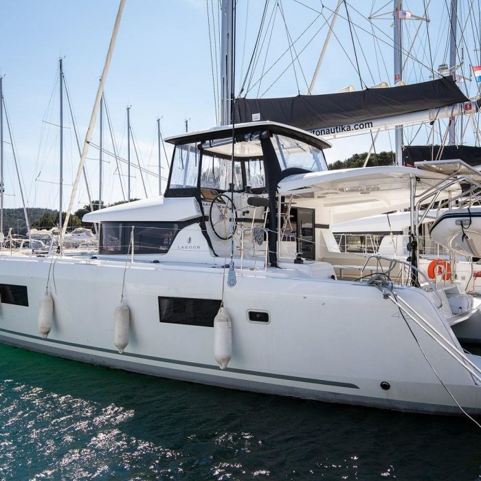 Mare Fiero | Lagoon 42 photo 3