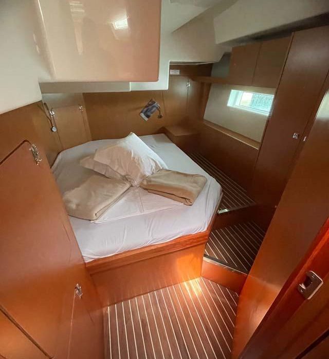 Insomnia | Bavaria C50 Holiday - 5 cab. photo 14