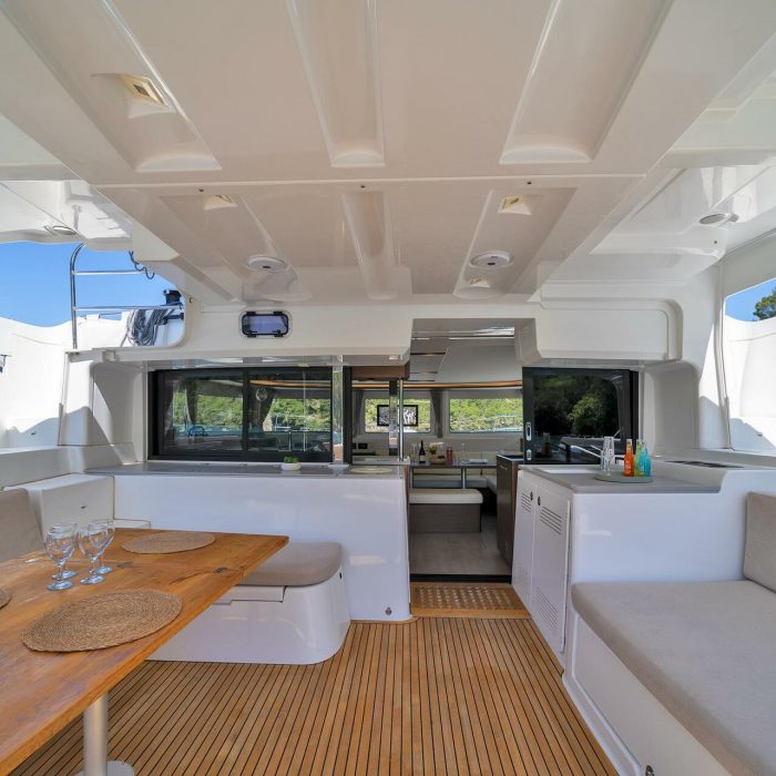 White Pearl | Lagoon 46 photo 23