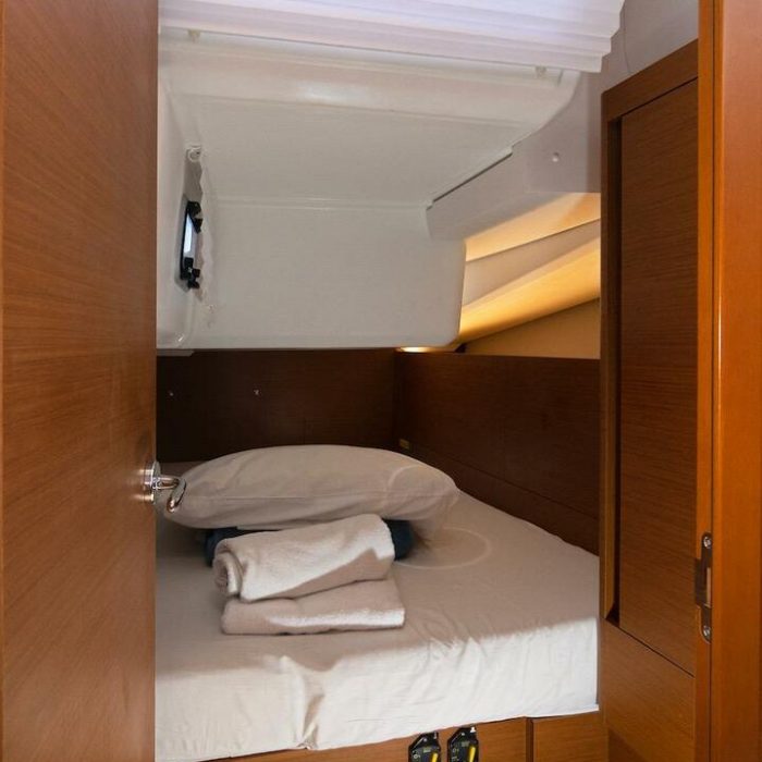 Sun Kiss | Sun Odyssey 440 photo 12