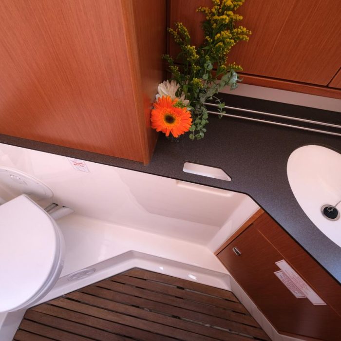 Dory 2 | Bavaria Cruiser 34 photo 10