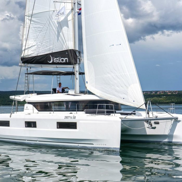 First Care | Lagoon 46 photo 2