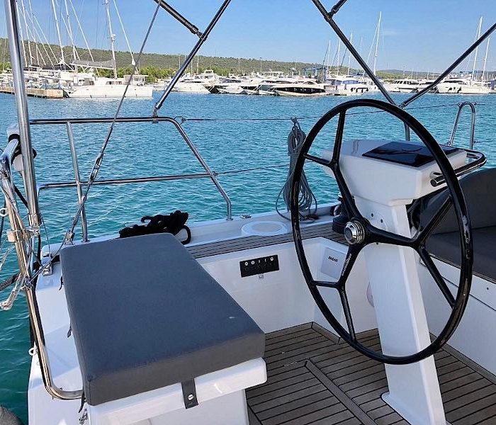 PEARL DREAMS | Oceanis 51.1 photo 4