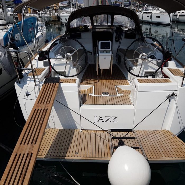 Jazz | Sun Odyssey 419 - 3 cab. photo 2