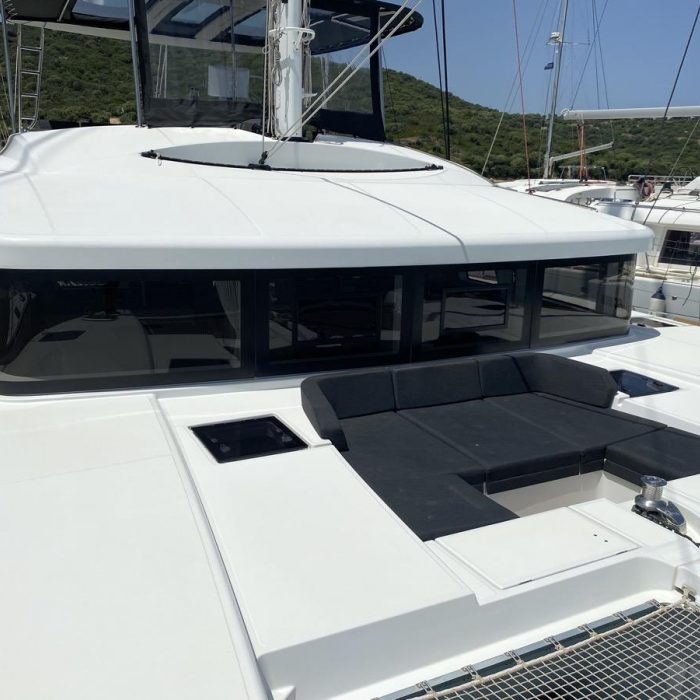 Naka - PREMIUM LINE | Lagoon 52F photo 2