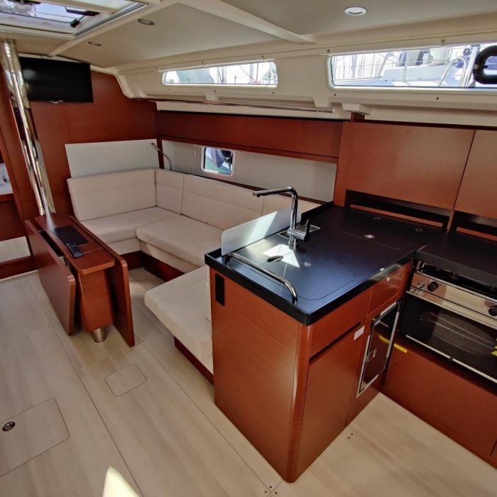 Tina | Hanse 418 photo 9
