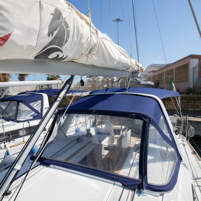 Levante - Standard line | Oceanis 35.1 photo 9