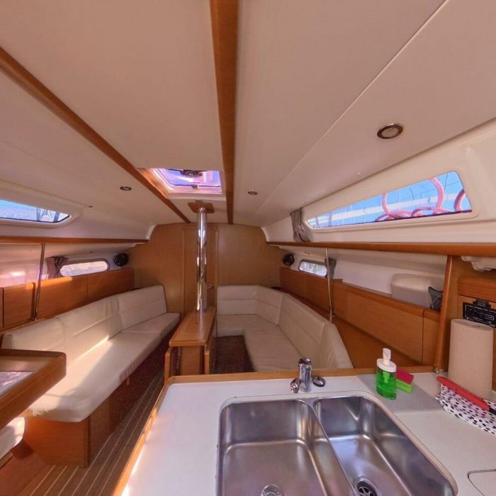 Mia | Sun Odyssey 36i photo 23