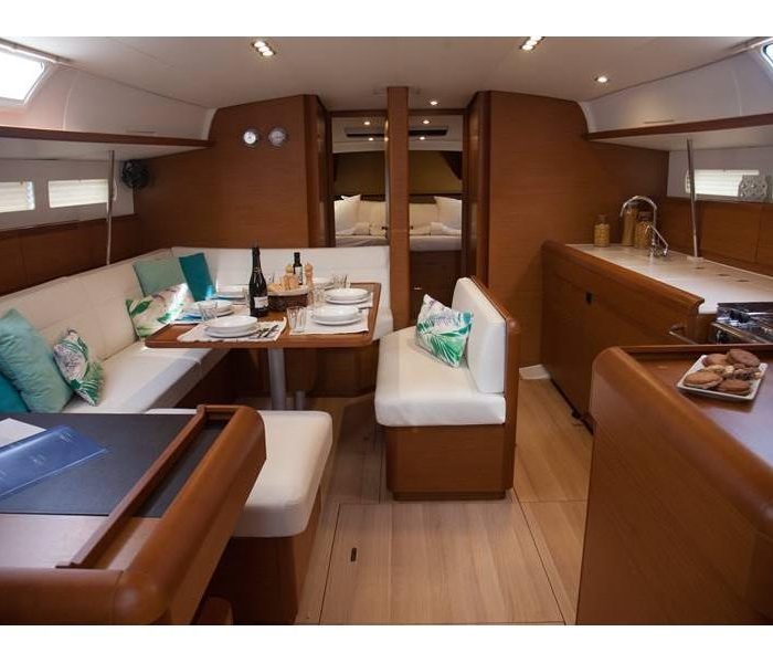Mayflower | Sun Odyssey 519 photo 7