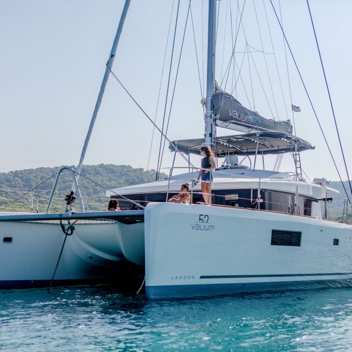ELVIRA 52 | Lagoon 52F photo 1