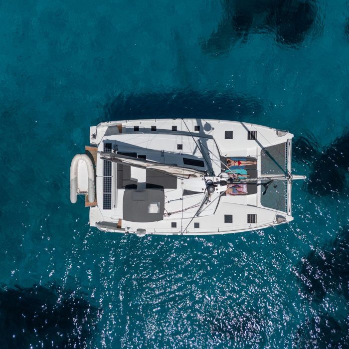 ORSA 3 - A/C, Generator, Water maker | Saona 47 photo 12