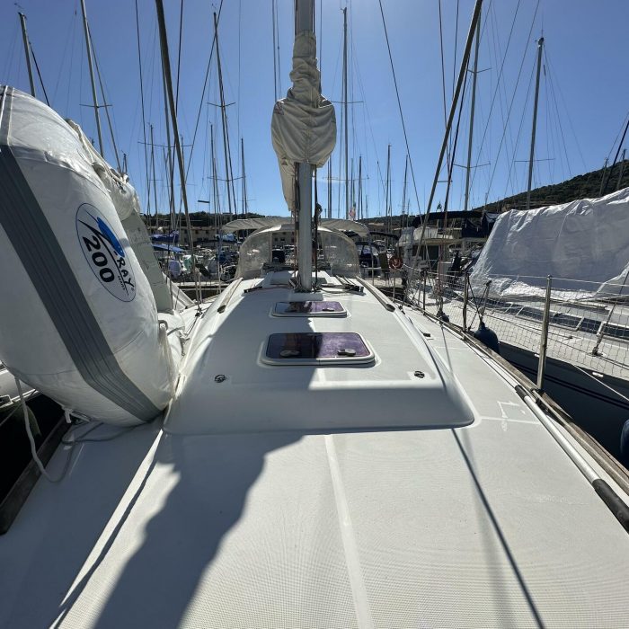 Blu | Oceanis 34 photo 6