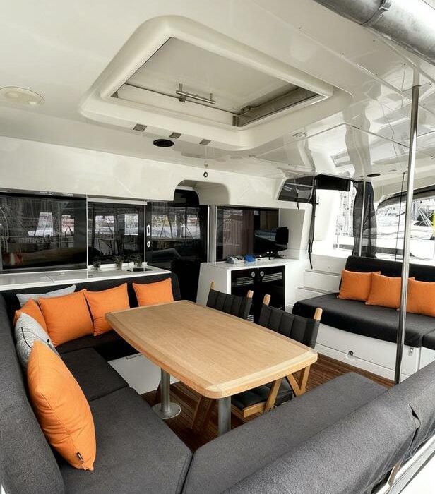Loft | Lagoon 450 Fly photo 6
