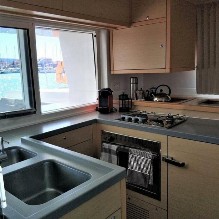 AZRAQ (refit 2023) | Lagoon 450 Fly photo 11