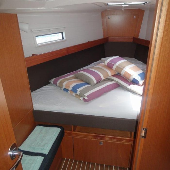 Ile | Bavaria Cruiser 41 photo 12