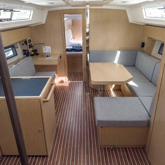 Livia | Bavaria C42 photo 8