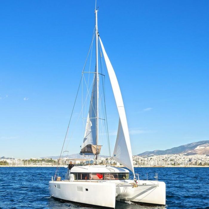 Catanoo | Lagoon 39 photo 3