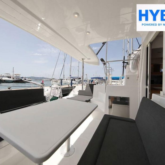 Independent I | Lagoon 400 S2 photo 3