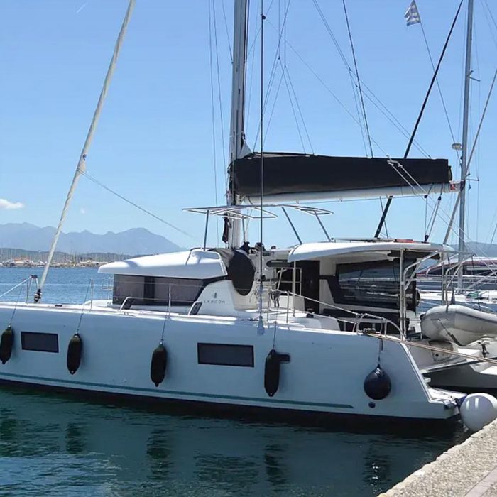 Fantasea | Lagoon 42 photo 3