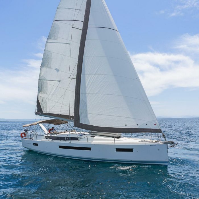Funsea | Sun Odyssey 490 photo 1