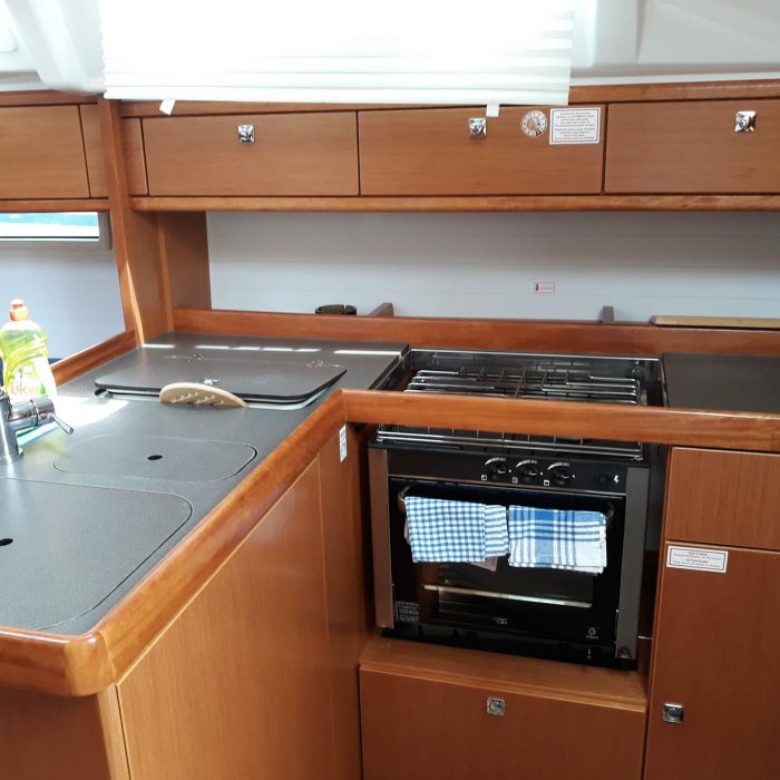 Mišac | Bavaria Cruiser 37 photo 1