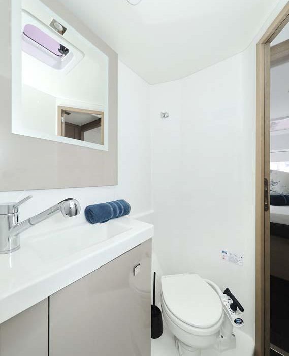 La Mula | Fountaine Pajot Astrea 42 photo 35