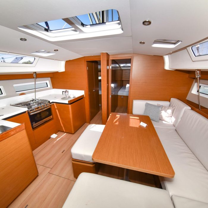 Swannabe | Sun Odyssey 490 photo 18