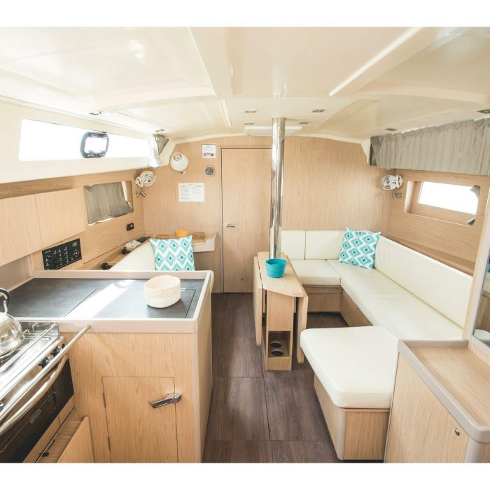 Hydros - Standard line | Oceanis 41.1 photo 4